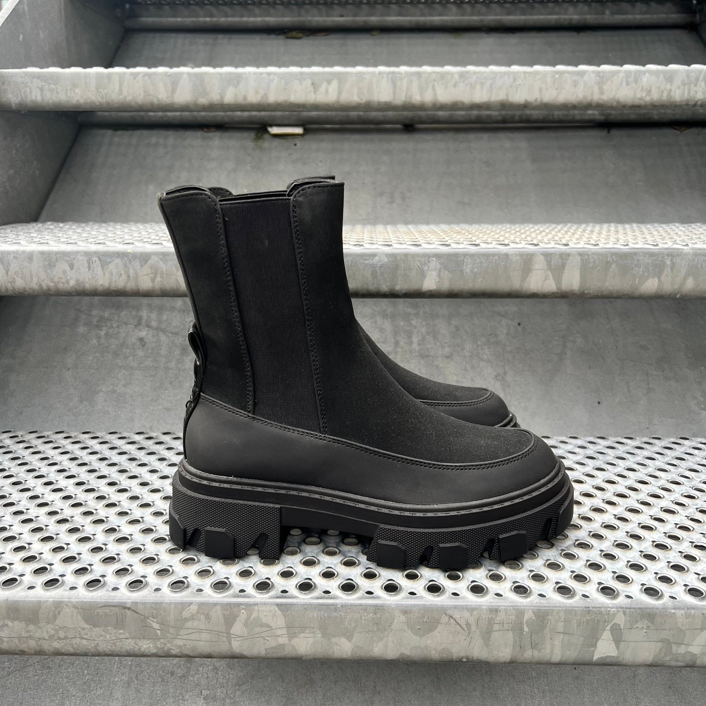 ONLY - STØVLE - TOLA NUBUCK PU 15238956 - SORT