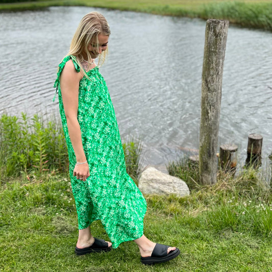 COPENHAGEN LUXE - KJOLE - 4220 - GRASS GREEN
