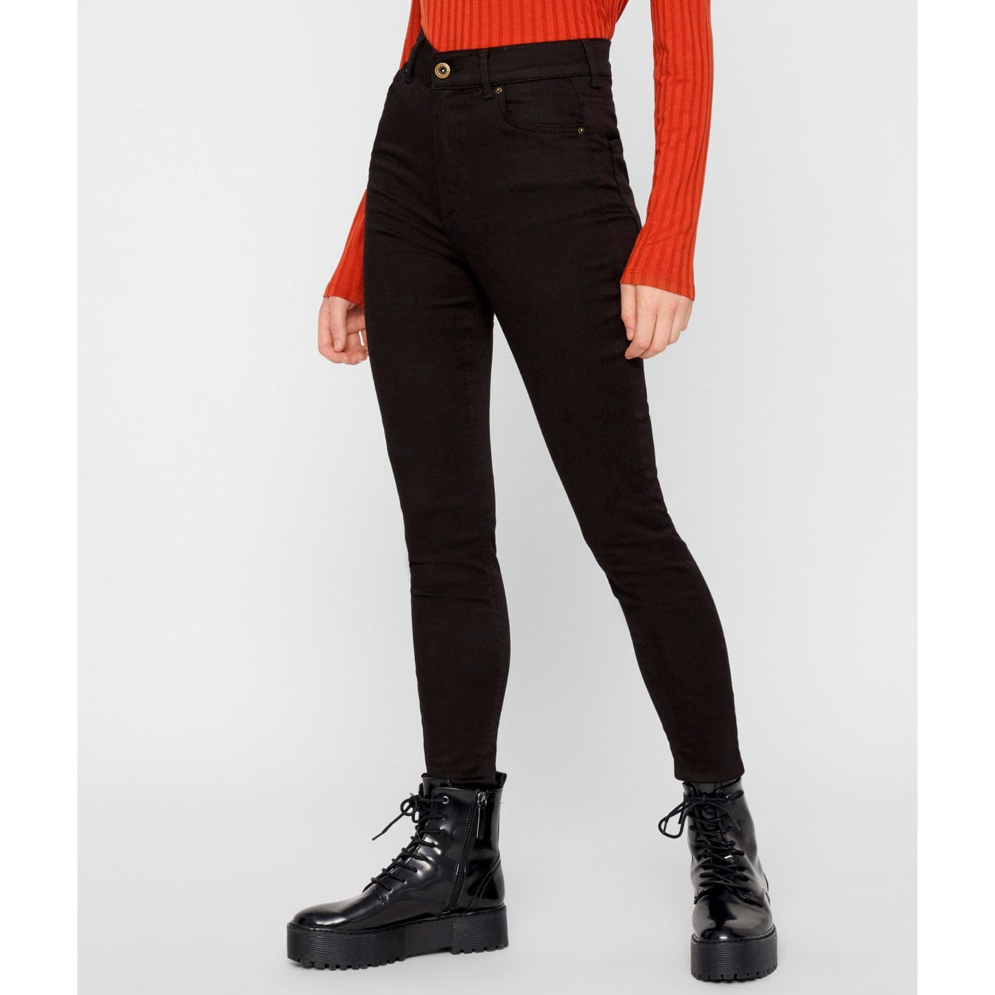 pieces-jeans-nora-sort